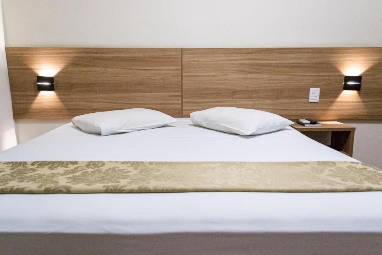 Hotel Malibu Inn กังปินาส ภายนอก รูปภาพ