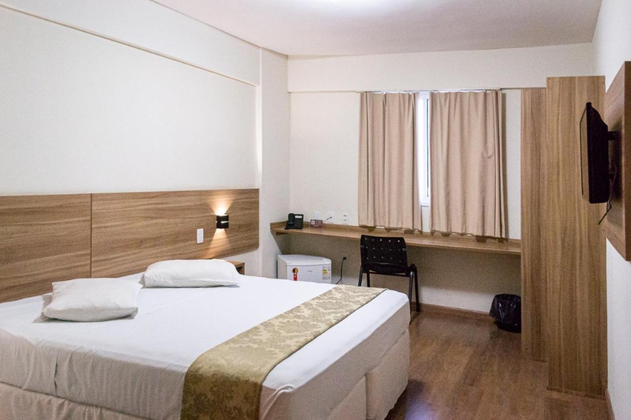 Hotel Malibu Inn กังปินาส ภายนอก รูปภาพ